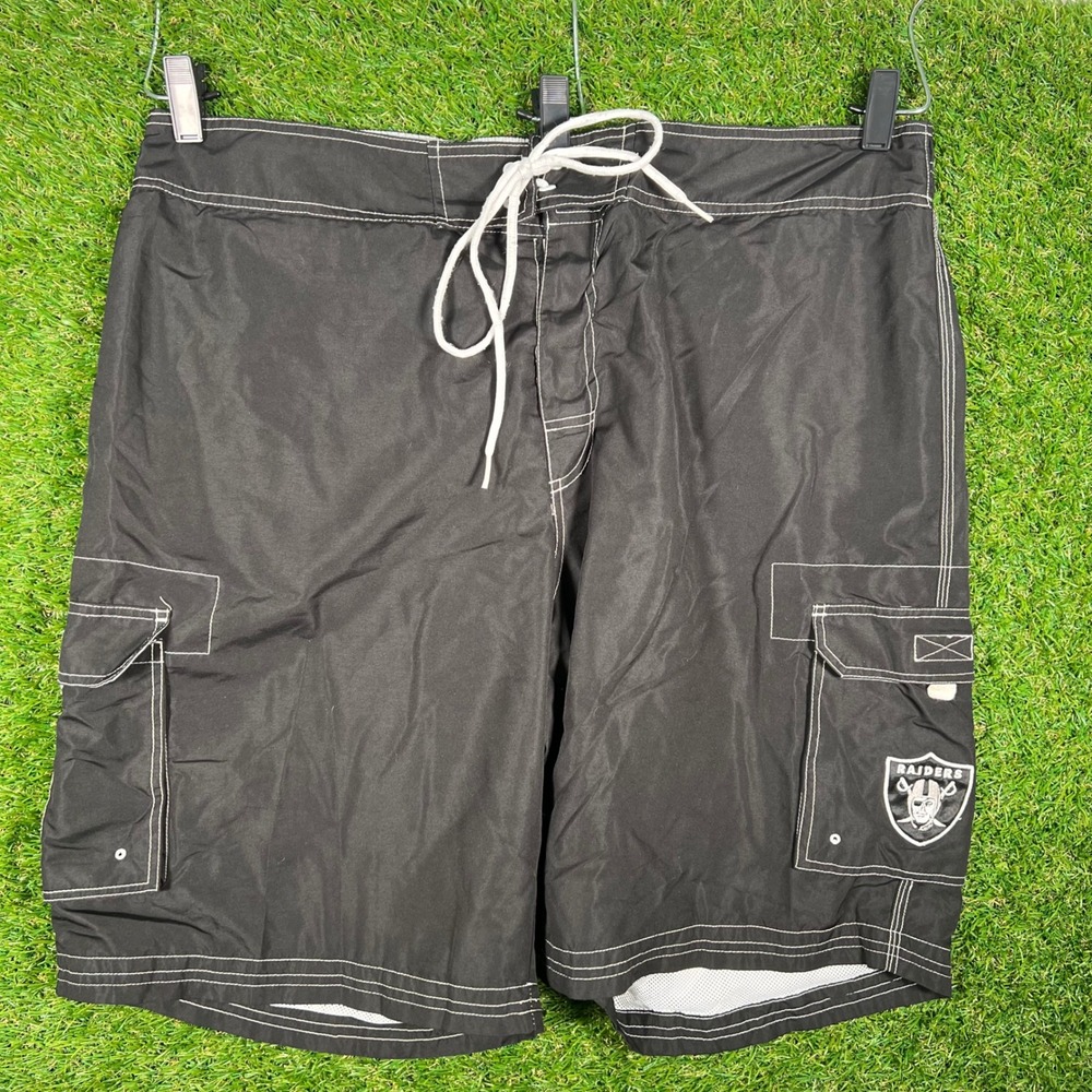 NFL Team Apparel Las Vegas Raiders Board Shorts Mens 2XL Black Swim Trunks Cargo